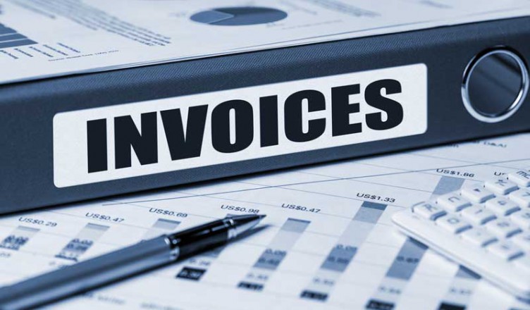 who uses invoice factoring